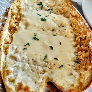 Garlic Bread Parmigiana