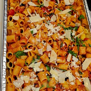 Rigatoni Pomodoro Catering