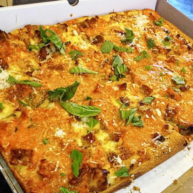 Grilled Chicken Wrap: A Delicious Lunch Option