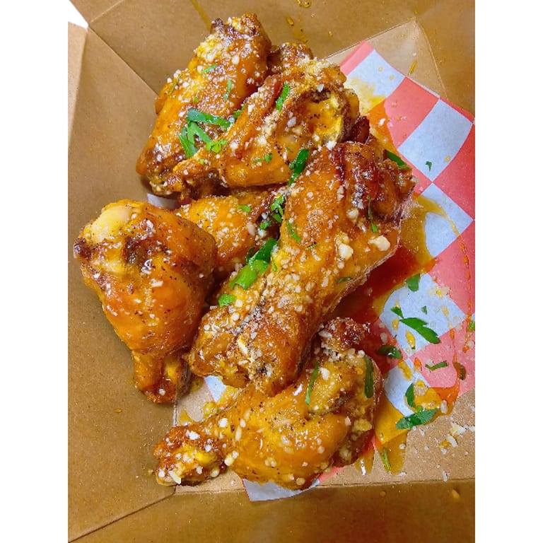 Wing It: A Flavorful Delight